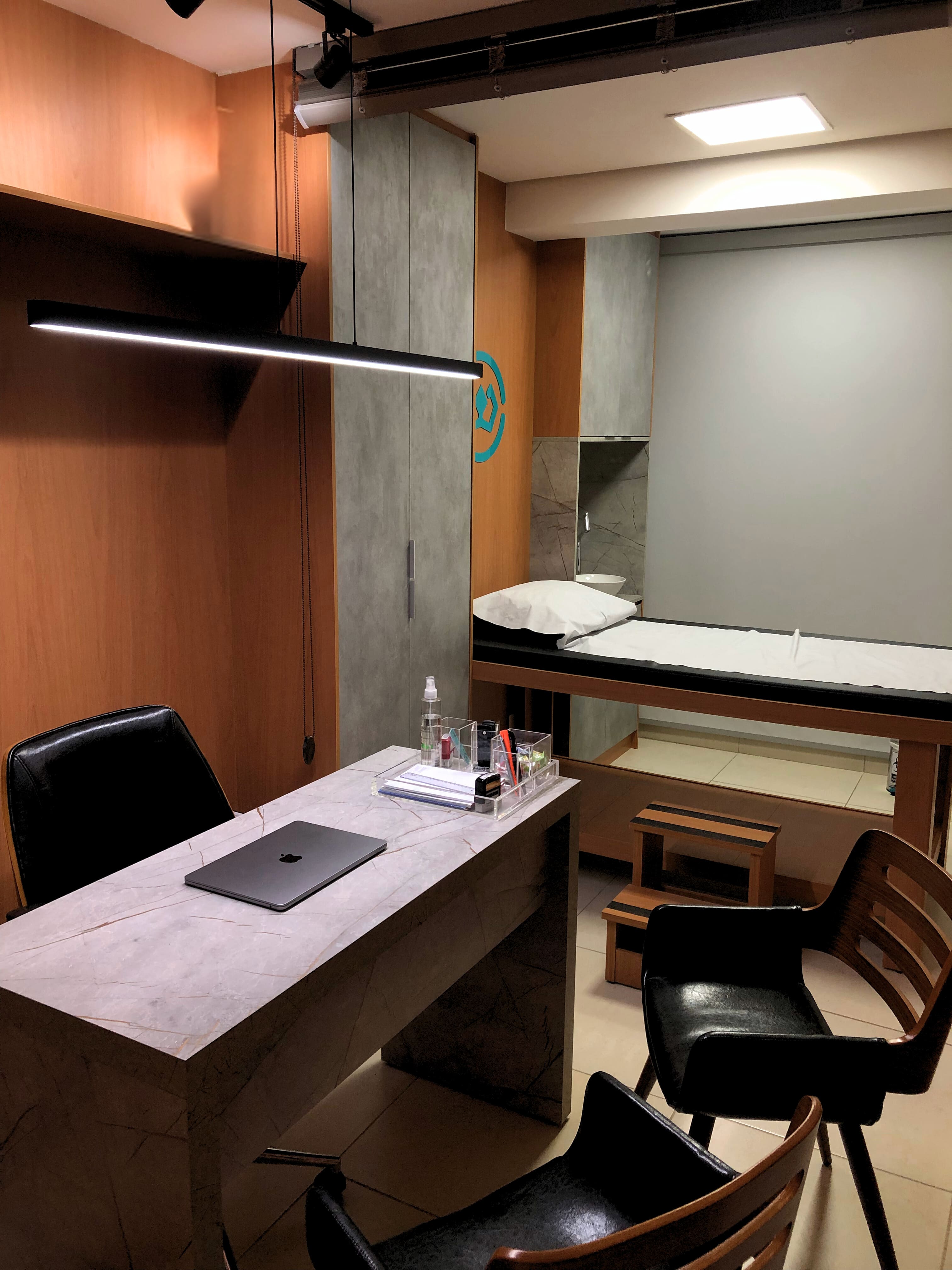 196714d0-3498-4008-9cb9-aaa955fc89c2 2 (1).jpg